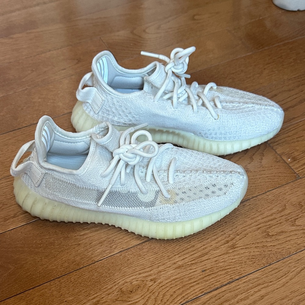 Yeezy Boost 350 V2 Cream White Sneakers